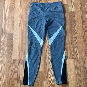 Nike Women’s Tights Leggings Grey Large Workout Running